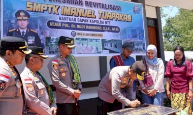 Wujud-Nyata-Kepedulian-Pendidikan-di-NTT,-Kapolda-NTT-Resmikan-Revitalisasi-SMPTK-Imanuel-Tuapakas.