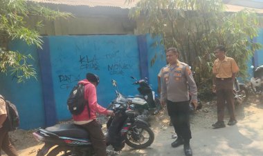 Antisipasi-Tawuran-Pelajar-di-Wilayahnya,-Kapolsek-Kota-Raja-Perketat-Pemantauan-SMK-Negeri-5.