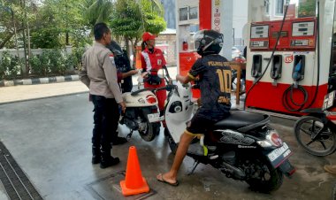 Antrean-Panjang-BBM,-Bhabinkamtibmas-Polsek-Kota-Raja-Turun-Pantau-SPBU-di-Wilayah-Binaan.