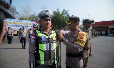 Polresta-Kupang-Kota-Gelar-Apel-Pasukan-Operasi-Patuh-Turangga-2026,-Kapolda-NTT:-Budaya-Tertib-Berlalu-Lintas-Cermin-Budaya-Bangsa.