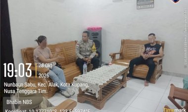 Kedepankan-Mediasi-Humanis,-Bhabinkamtibmas-Nunbaun-Sabu-Bantu-Pasangan-Suami-Istri-Berdamai.