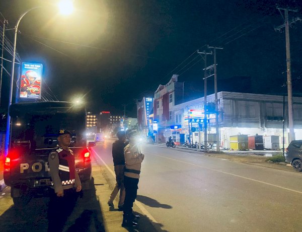 Hadirkan Rasa Aman, Kapolresta Kupang Kota Terjunkan Personel Gabungan untuk Patroli Cipta Kondisi Hingga Dini Hari.