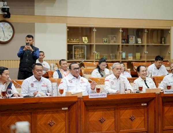 RDPU dengan Komisi III DPR, Tiga Serikat Buruh Tolak Polri di Bawah Kementerian.