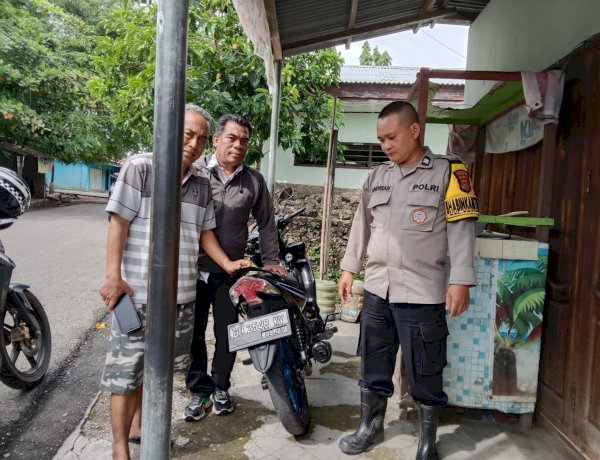 Bhabinkamtibmas Fatufeto Respons Aduan Warga, Amankan Sepeda Motor Misterius.