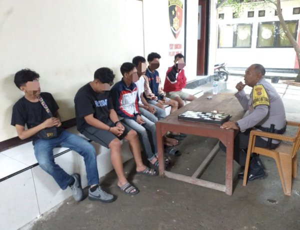 Enam Pemuda Dibina Polsek Maulafa Usai Pesta Miras dan Karaoke Ganggu Kenyamanan Warga di Kolhua