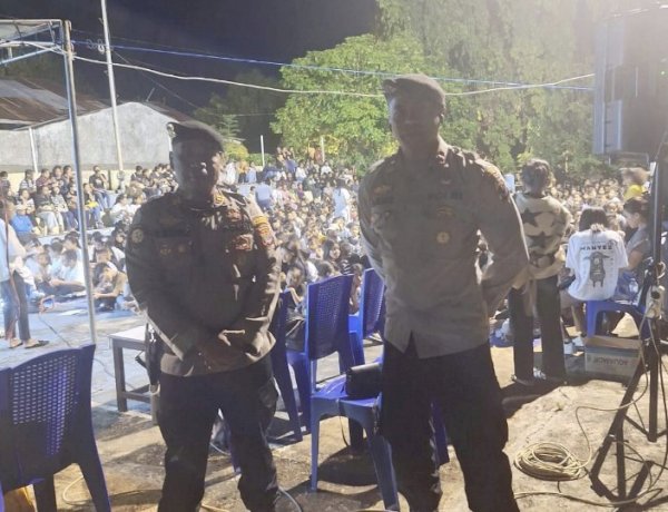 Kanit Samapta Polsek Maulafa Pimpin Pengamanan Pawai Paskah Jemaat GMIT Imanuel Oepura: Umat Rayakan Kemenangan Dengan Sukacita.