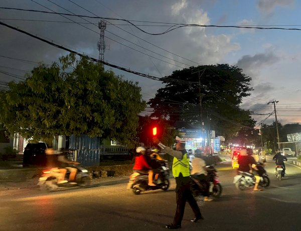 Satlantas Polresta Kupang Kota Gelar Strong Point, Wujudkan Kamseltibcarlantas di Kota Kupang.