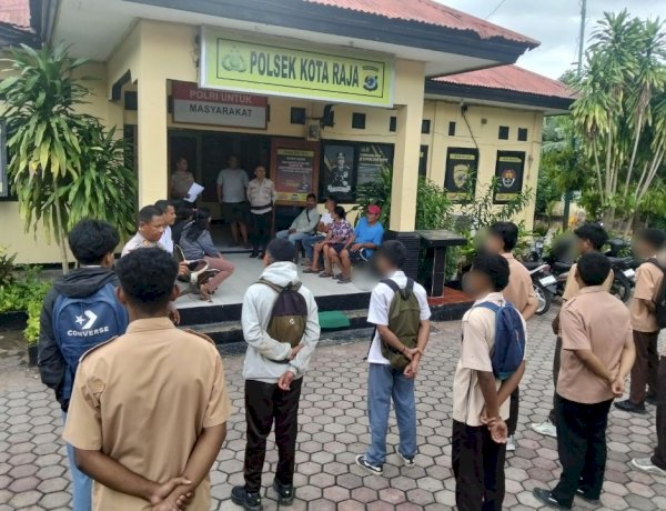 Polsek Kota Raja Gagalkan Aksi Tawuran Pelajar SMKN 5 Kota Kupang, 11 Siswa Diamankan.
