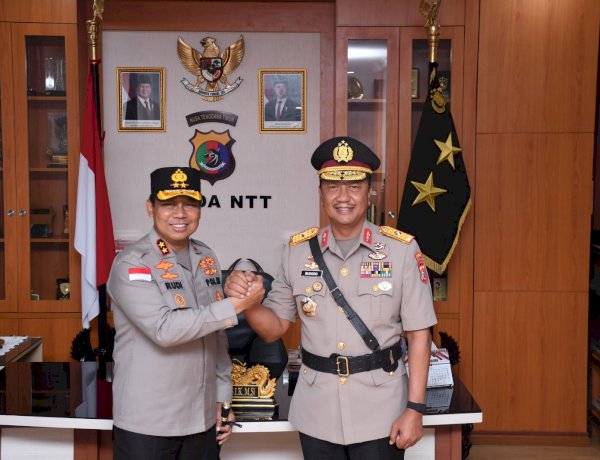 Kapolda NTT Pimpin Penyerahan Jabatan Wakapolda, Brigjen Pol Baskoro Tri Prabowo Memasuki Masa Purna Tugas