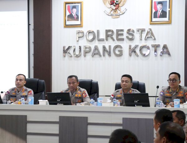 Supervisi Korbinmas Polri di Polresta Kupang Kota, Kapolresta Kombes Djoko: Bhabinkamtibmas Garda Terdepan Jaga Stabilitas Kamtibmas.