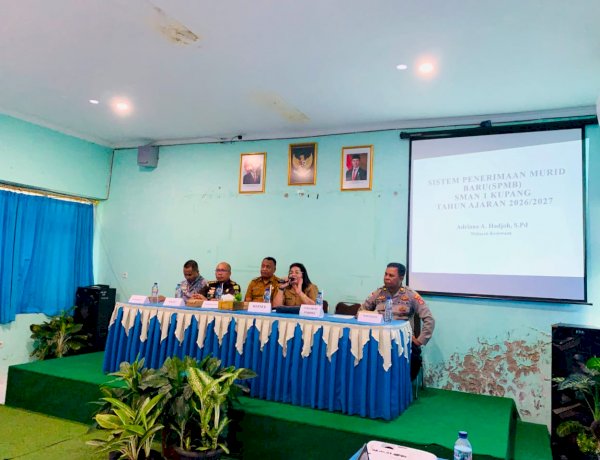 SMA Negeri 1 Kota Kupang Sosialisasikan SPMB 2026/2027, Libatkan Polri, Kejati, Ombudsman dan Inspektorat untuk Jamin Transparansi.