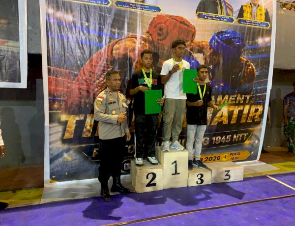 Kapolsek Kota Raja Hadiri Penutupan Open Turnamen Tinju Amatir Rektor UPG 1945 NTT Cup 2026
