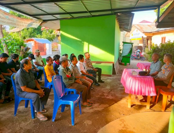 Jumat Curhat Polresta Kupang Kota di Naikolan, Kapolsek Maulafa Serap Aspirasi Warga.