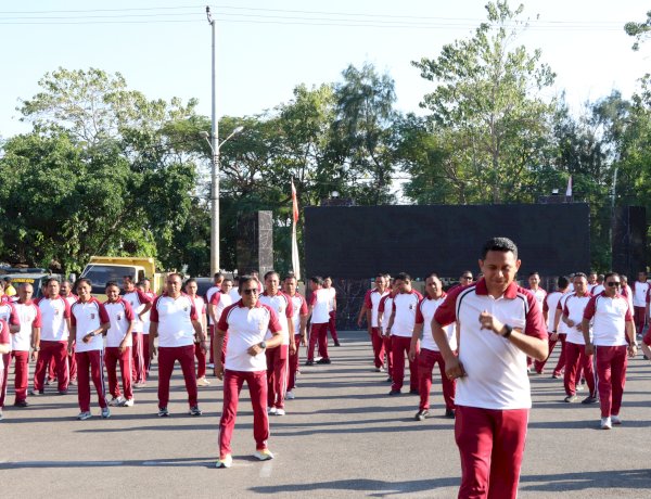 Semarak Hari Bhayangkara ke-80, Polresta Kupang Kota Gelar Olahraga Bersama.