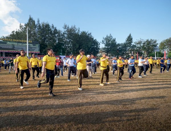 Peringati Hari Bhayangkara ke-80, Polresta Kupang Kota Ikuti Olahraga Bersama di Polda NTT.