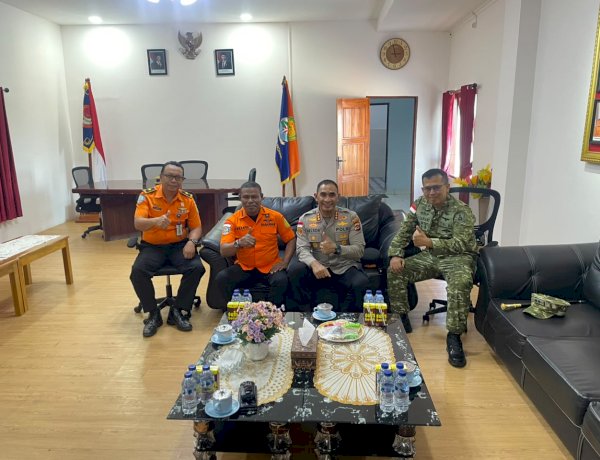Silaturahmi ke Basarnas Kupang, Kapolresta Kombes Nelson Quintas Perkuat Koordinasi Penanggulangan Bencana.