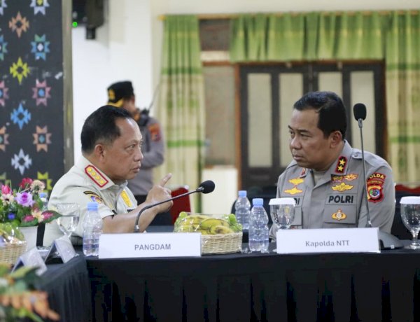 Polri dan Pemerintah Percepat Penanganan Dampak Gempa M 7,7 di Flores