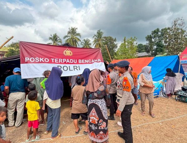 Hari Ke-6 Pascagempa, Polri Terus Bergerak: Brimob dan Bantuan Logistik Konsisten Dikirim ke NTT