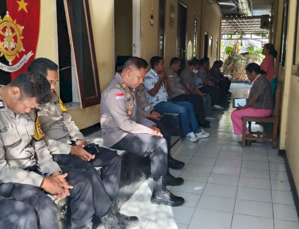 Binrohtal Polsek Kota Raja, Doakan Warga Flores yang Terdampak Gempa.