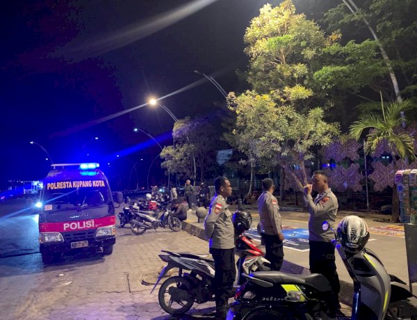 Perkuat Kemitraan dengan Warga, Satbinmas Polresta Kupang Kota Tingkatkan Patroli dan Sambang.