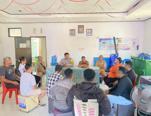 Polri Hadir Beri Solusi, Bhabinkamtibmas Bonipoi Fasilitasi Penyelesaian Persoalan Warga.