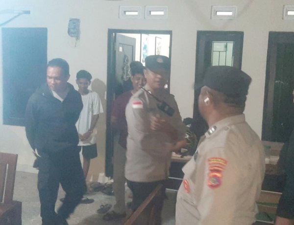 Patroli Polsek Maulafa Respon Cepat Laporan di 110, Bubarkan Kerumunan dan Amankan Tiga Pemuda Mabuk Bikin Ulah Pada Dini Hari.