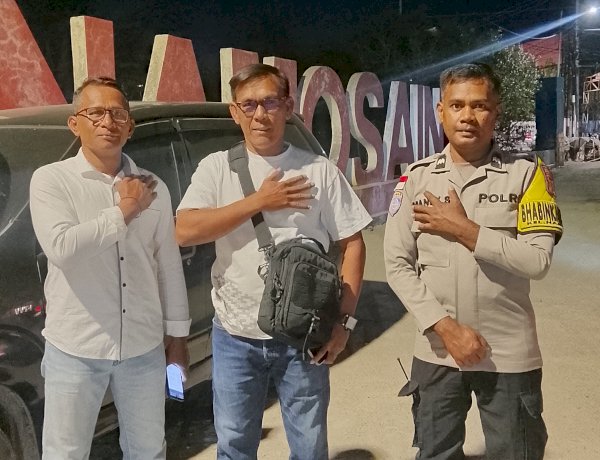 Bhabinkamtibmas Namosain Kawal Kegiatan KKR, Pastikan Ibadah Berlangsung Aman dan Khidmat.