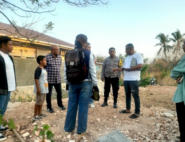 Bhabinkamtibmas Kayu Putih Mediasi Perselisihan Batas Tanah, Kedua Pihak Sepakat Selesaikan Masalah Secara Kekeluargaan.