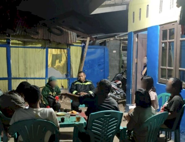 Bhabinkamtibmas Oetete Mediasi Kesalahpahaman Warga, Kedua Pihak Sepakat Berdamai.
