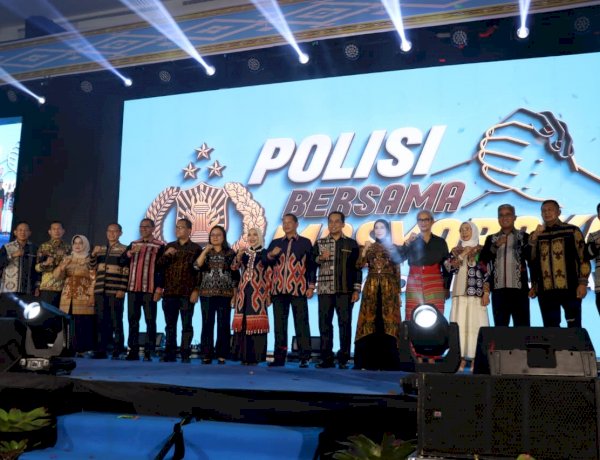 Kapolresta Kupang Kota Hadiri Kenal Pamit Kapolda NTT, Siap Dukung Kepemimpinan Baru.