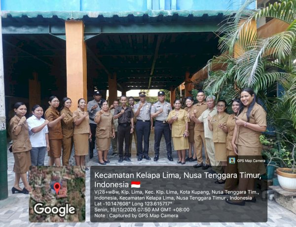 Cegah Tawuran dan Kenakalan Remaja, Kanit Binmas Polsek Kota Lama Berikan Edukasi Kamtibmas kepada Pelajar SMK Kencana Sakti Kupang.