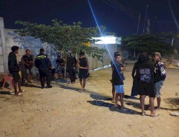 Jaga Kamtibmas di Malam Minggu, Kapolsek Maulafa Pimpin Patroli Cipta Kondisi di Sejumlah Titik Rawan.