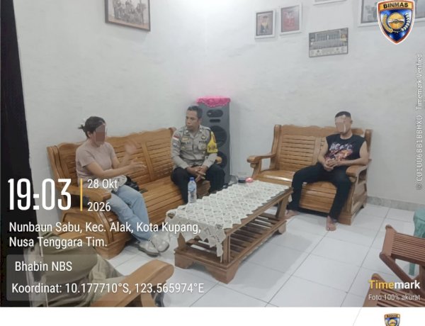 Kedepankan Mediasi Humanis, Bhabinkamtibmas Nunbaun Sabu Bantu Pasangan Suami Istri Berdamai.