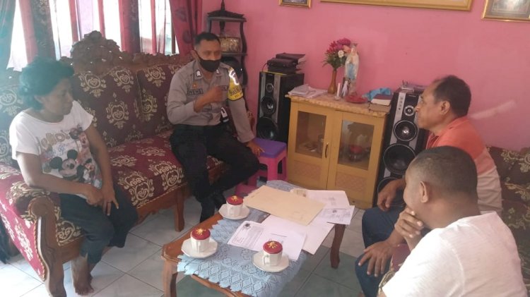 Cegah Penularan Virus Corona, Bhabinkamtibmas Kelurahan Airnona Berikan Himbauan Hidup Sehat