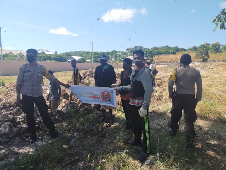 Bhabinkamtibmas Polsek Kelapa Lima Berikan Himbauan Agar Cegah Penularan Virus Covid-19