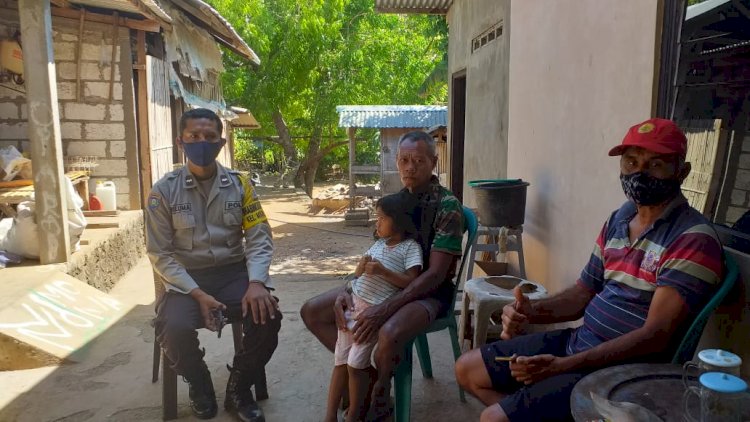 Dengan Cara Humanis Beri Himbauan Tetap Menggunakan Masker  dan Jaga Kebersihan Ditengah Pandemi Corona