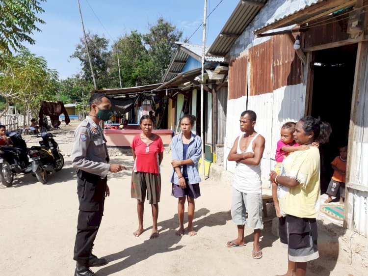 Imbauan Kepada Warga Tetap Gunakan Masker, Bhabinkamtibmas Oesapa Sambangi Warga Binaan