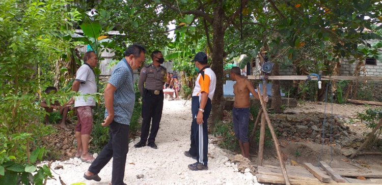 Bhabinkamtibmas Bersama Lurah Bakunase II Imbau Warga Turut Mencegah Penyebaran Virus Covid -19