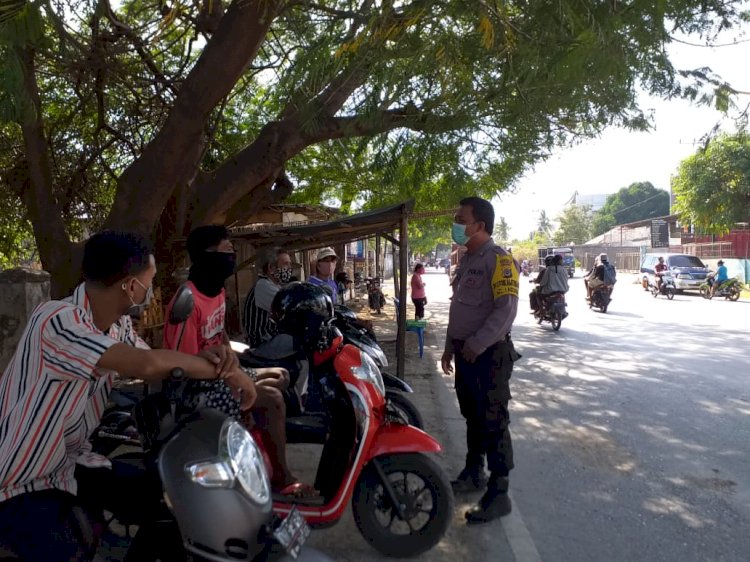 Bhabinkamtibmas Kelurahan Lasiana Berikan Himbauan Tetap Memelihara Kamtibmas di Tengah Masa New Normal