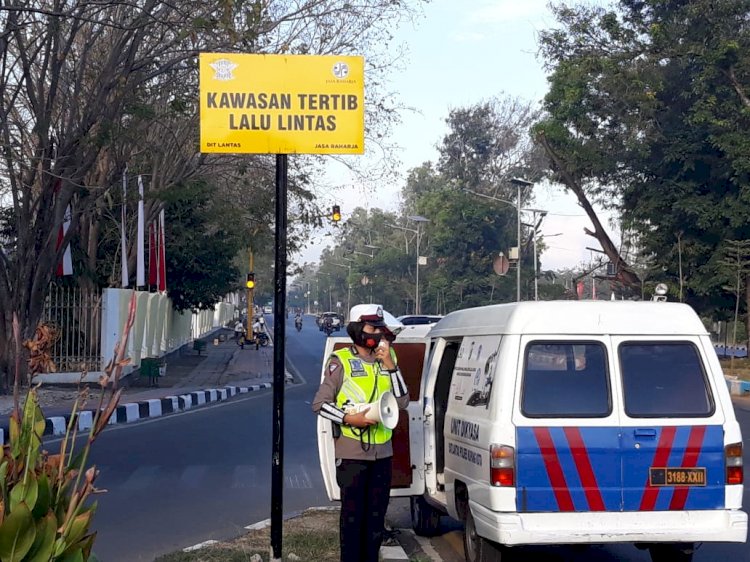 Unit Dikyasa Satuan Lalu Lintas Polres Kupang Kota menggelar kegiatan sosialisasi Pendidikan Masyarakat ( Dikmas).