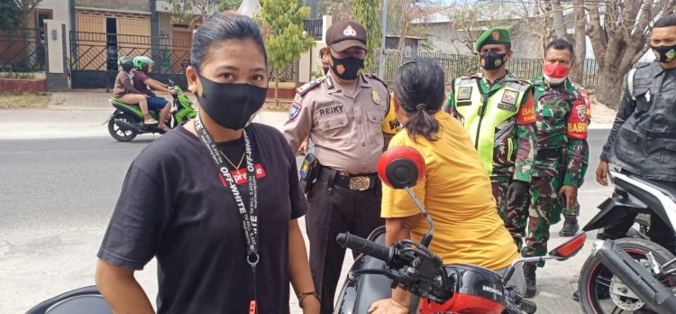 Polsek Alak Polres kupang Kota Bersama 3 (Tiga) Pilar Gelar Operasi Yustisi Pelanggaran Penggunaan Masker