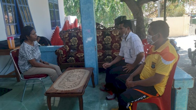 Bhabinkamtibmas Kelurahan Kayu Putih Laksanakan Sambang Himbau Warga Taati Protokol Kesehatan