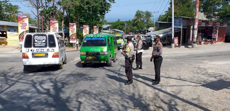 Bersama Cegah Covid-19, Kapolsek Maulafa Berserta Anggota Maulafa Laksanakan Operasi Yustisi Penertiban Protokol Kesehatan