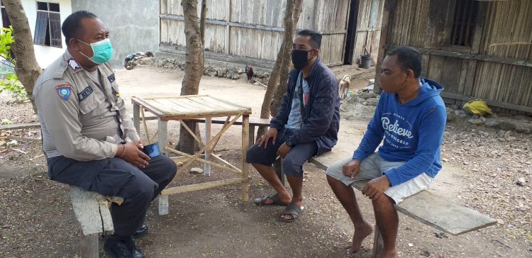 Bhabinkamtibmas Kelurahan Kolhua Polsek Maulafa Sambang Warga Binaan Himbau Kamtibmas Dan Protokol Kesehatan.