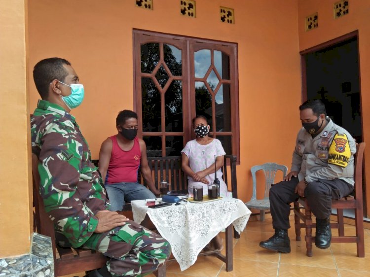 Sinergitas TNI Dan Polri, Bhabinkamtibmas Dan Babinsa Kelurahan Sikumana Laksanakan Sambang Warga Binaan Himbau Protokol Kesehatan