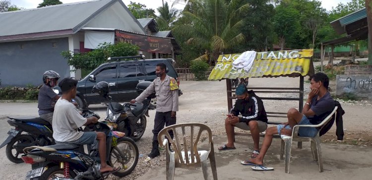 Sambangi Pangkalan Ojek, Bhabinkamtibmas Kelurahan Penfui Beri Himbauan Kamtibmas Terkait Cegah Virus Corona