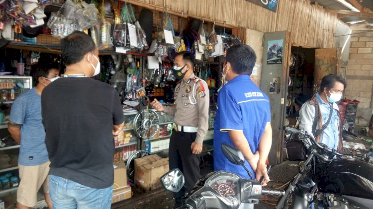 Jelang Tahun Baru 2021, Sat Lantas Polres Kupang Kota Laksanakan Patroli Dan Himbauan Pada Para Pemilik Bengkel Di Kota Kupang