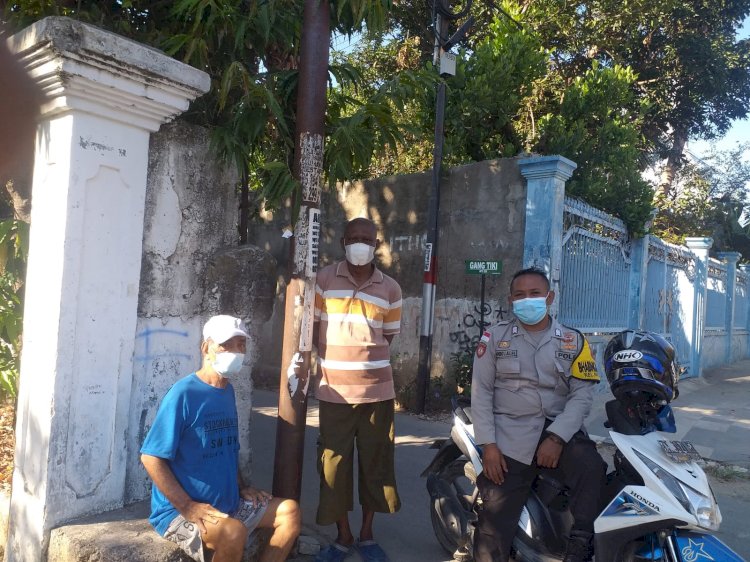 Himbauan Protokol Kesehatan Dalam Masa PPKM Skala Mikro Kepada Warga Oleh Bhabinkamtibmas