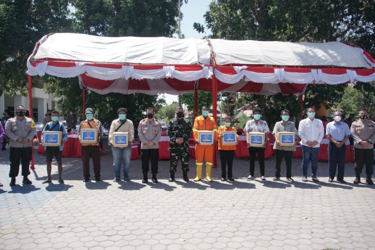 Polda NTT Laksanakan Bakti Sosial Polri Berbagi Kasih