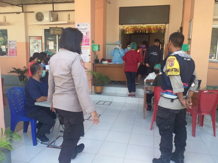 Babinkamtibmas Polres Kupang Kota Laksanakan Pam Kegiatan Vaksin